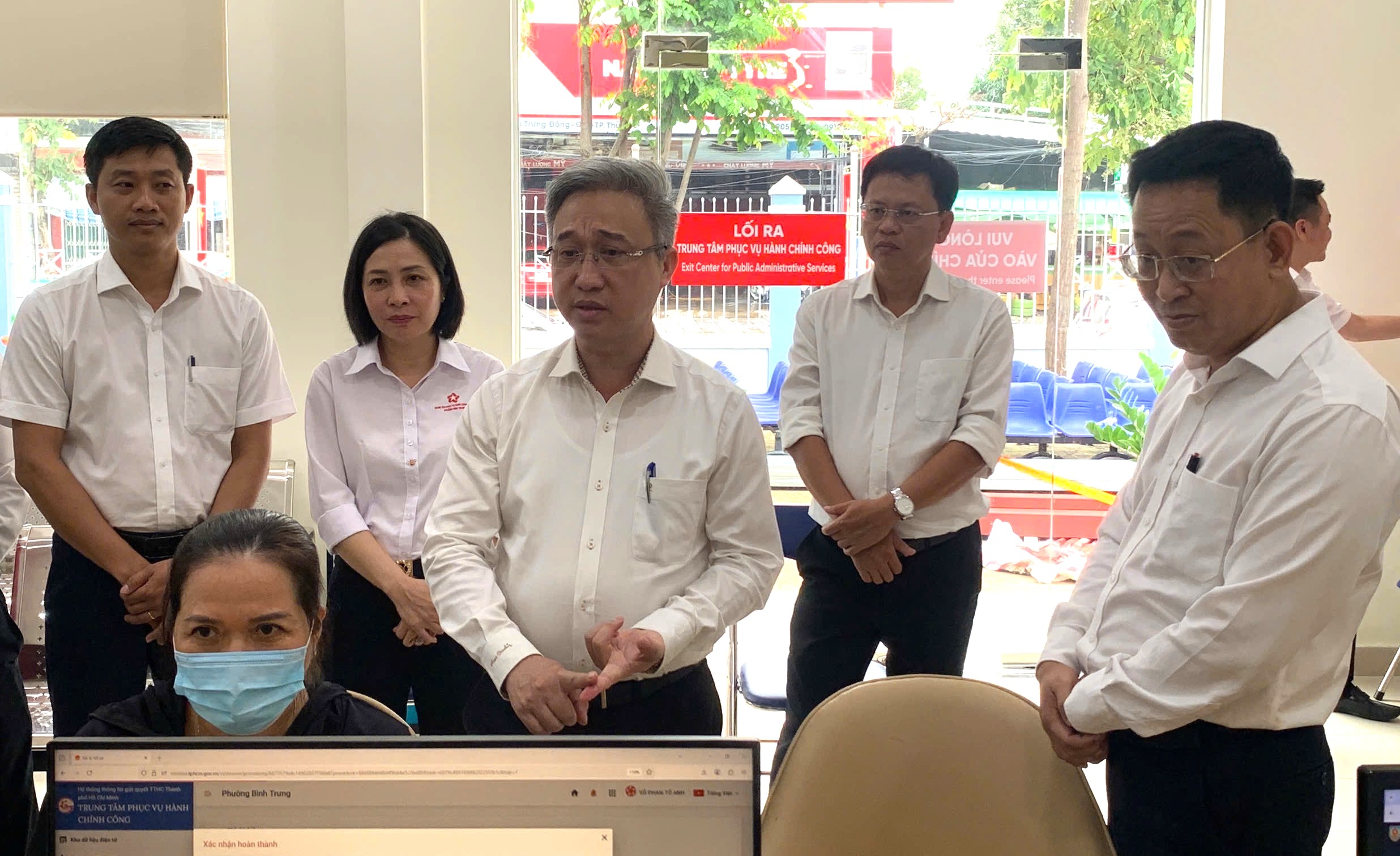 胡志明市市委副书记邓明通考察平征坊活动