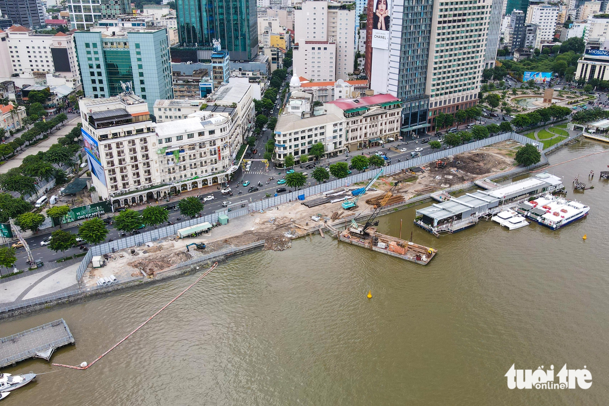 胡志明市计划拆除白藤码头公园的码头，以建造横跨西贡河的步行桥