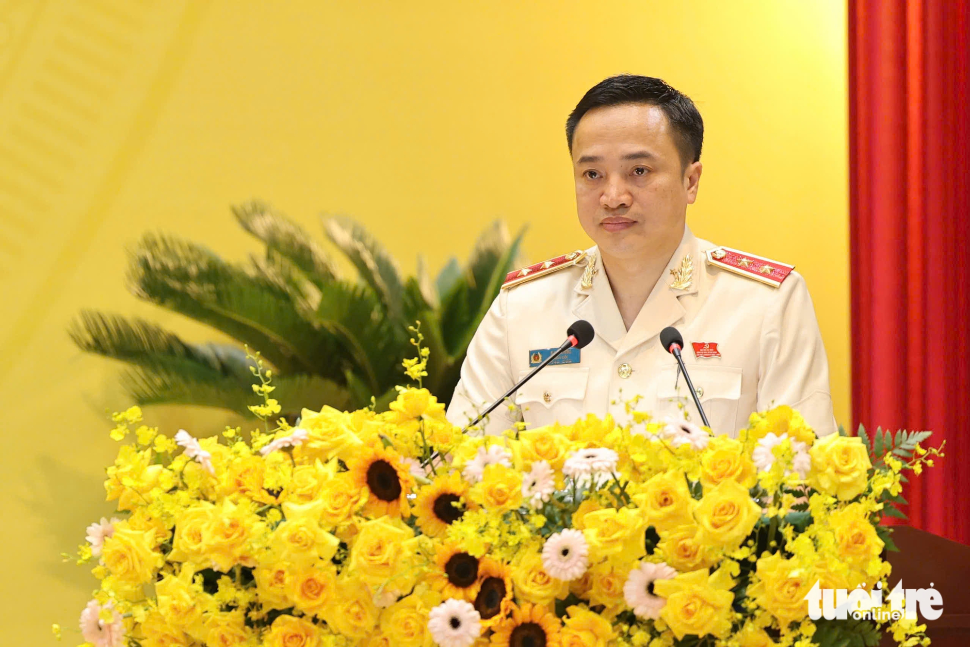 胡志明市公安党委成功召开第一次代表大会