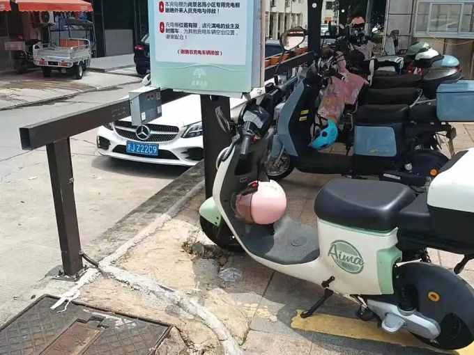 越南可以从各国关于建设电动汽车充电站的经验中学到什么？