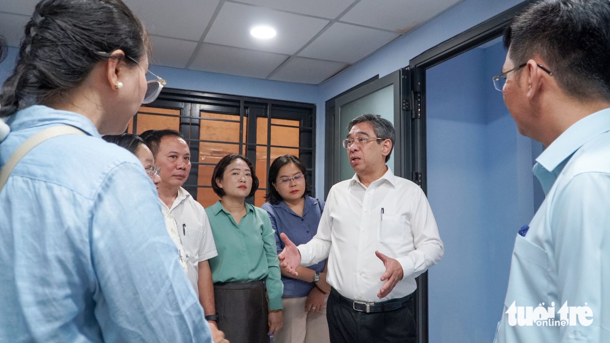 阮福禄视察第10郡三个新坊：确保不让民众‘等待网络’