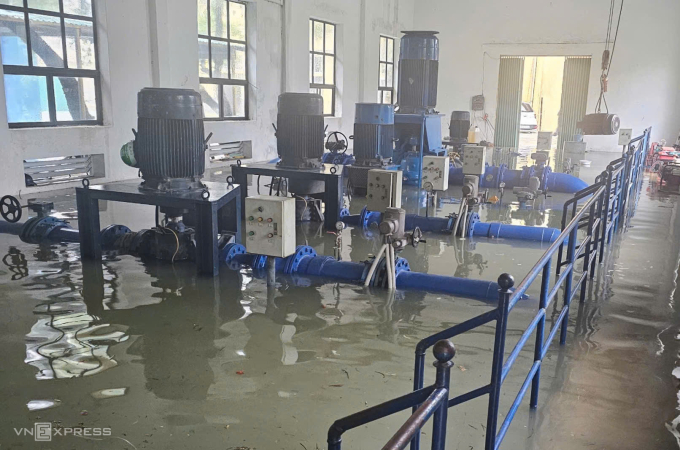 4万客户因工厂被淹而断水