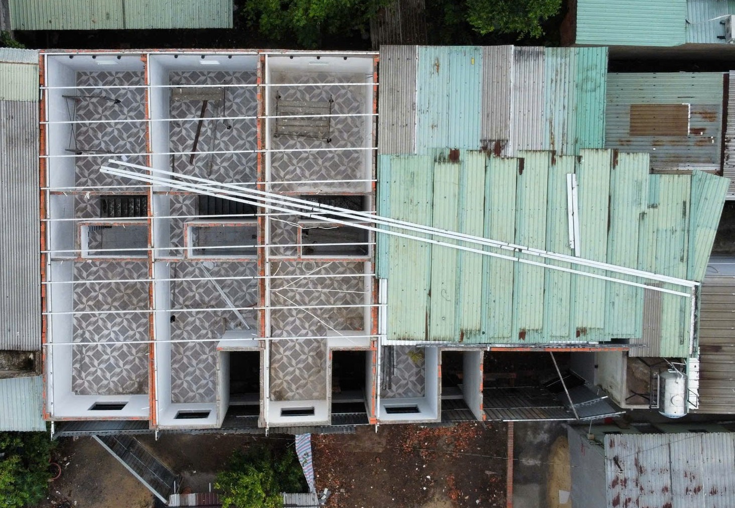 胡志明市：许多房屋违规建设，Thới An 坊出现‘奇怪’编号