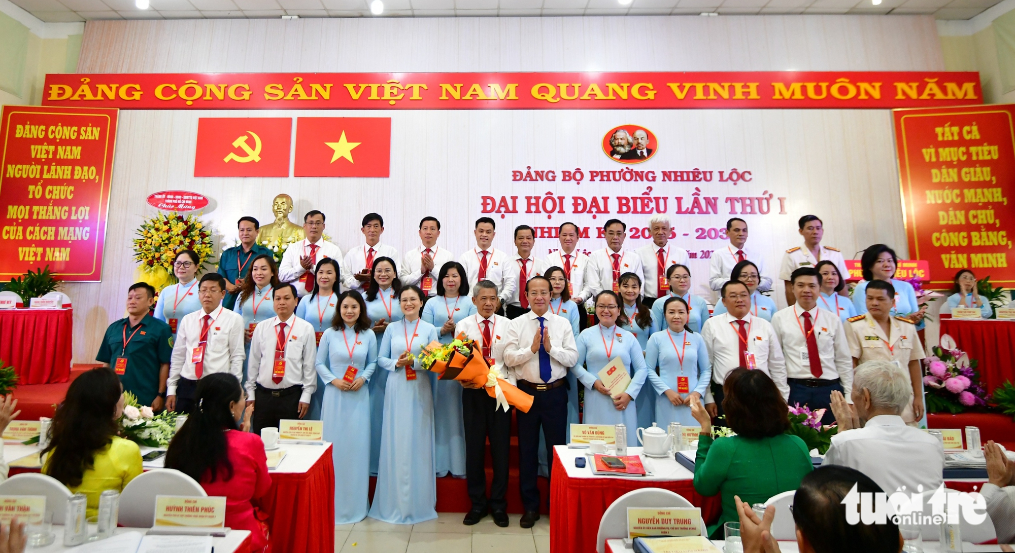 Nhiêu Lộc区发展水路旅游、美食街和沿河经济