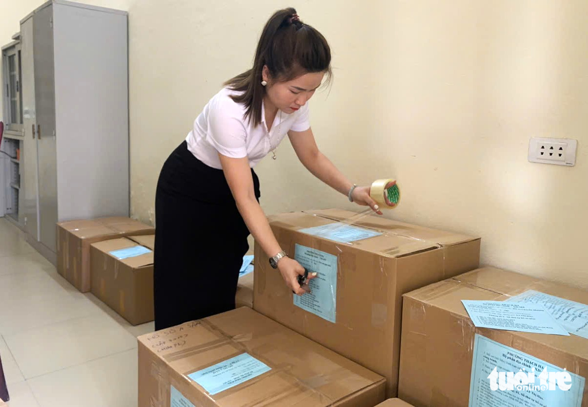 河静省的坊、乡加紧准备以试运行两级政府活动