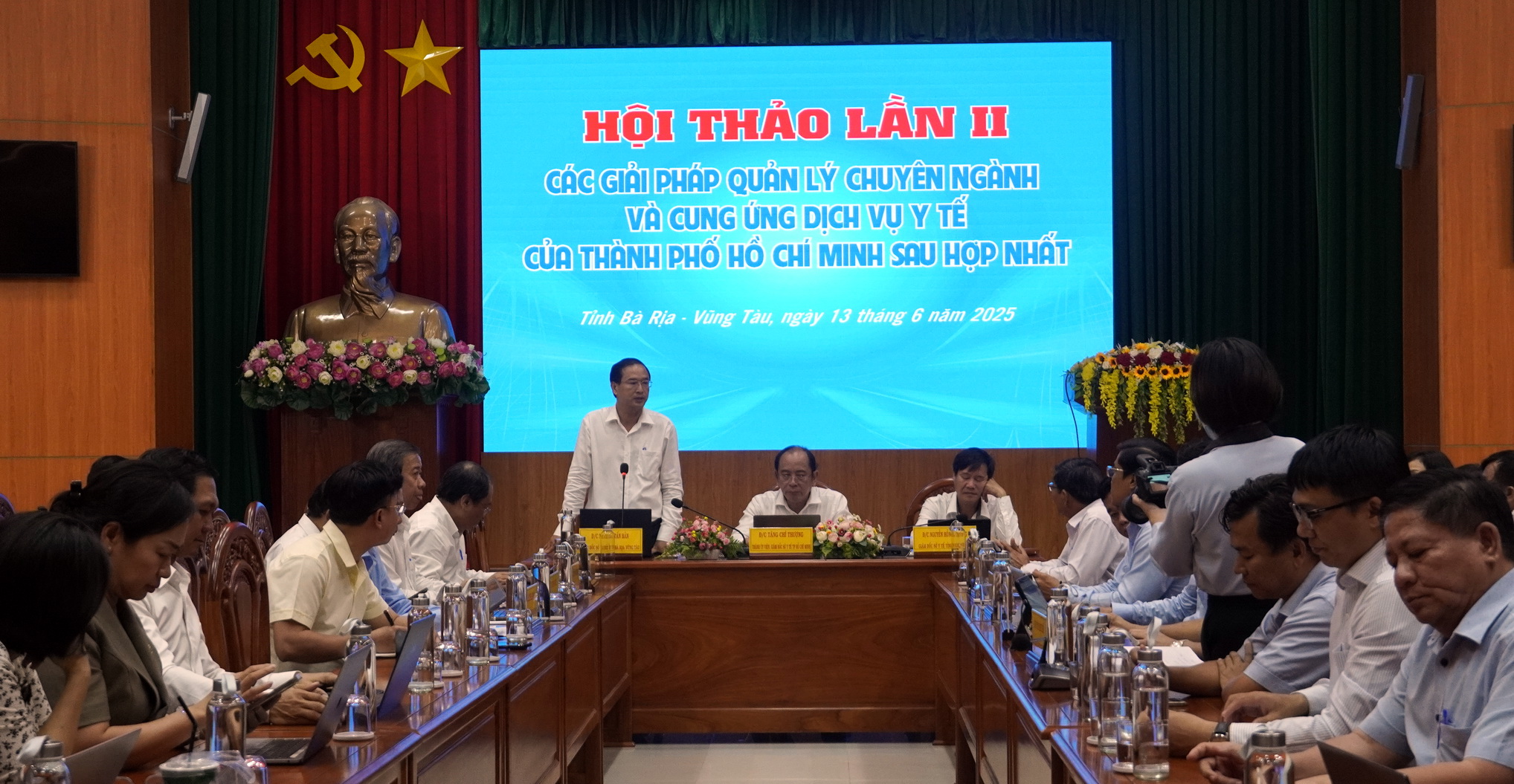 胡志明市市委副书记阮福禄：不得疏忽影响人民健康