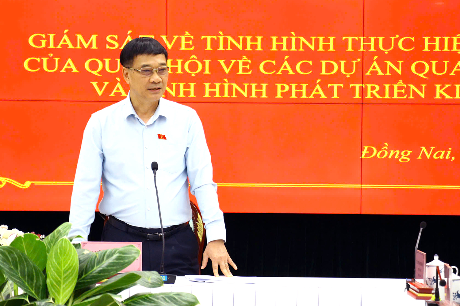 国会副主席：尽快完善龙城机场连接线路
