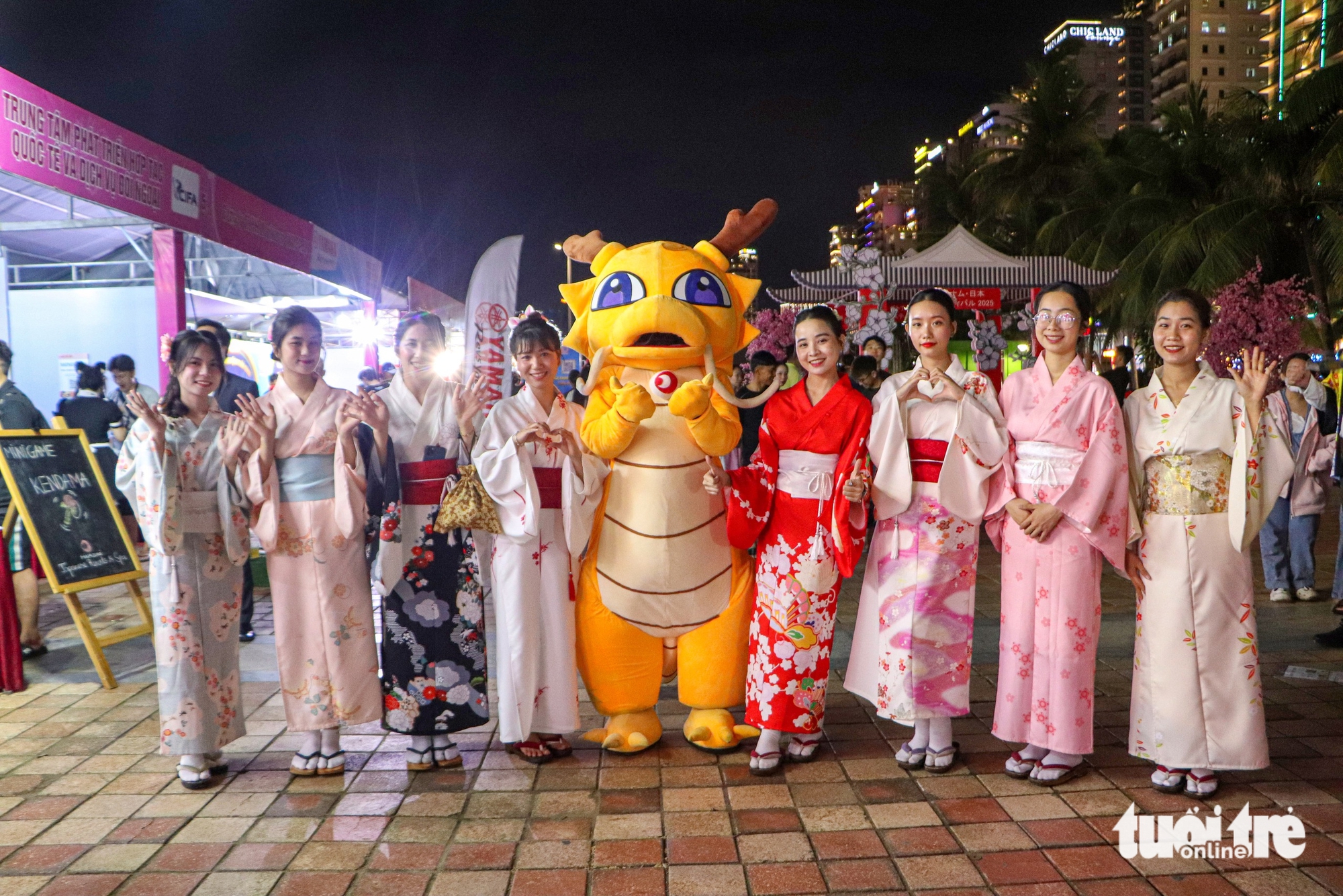 越南-日本节在岘港吸引数千游客