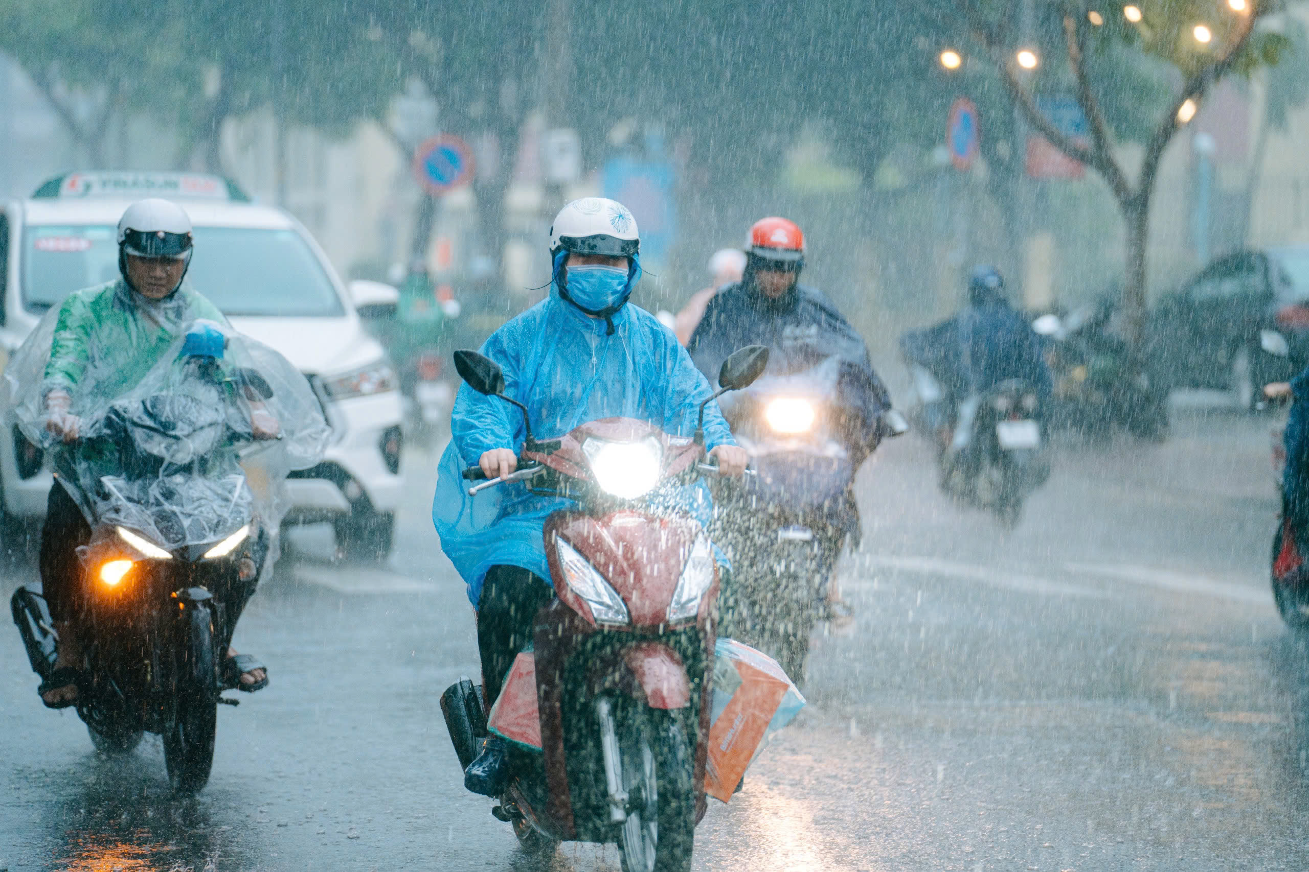 今日天气7月17日：南部降雨增加，北部和中部炎热