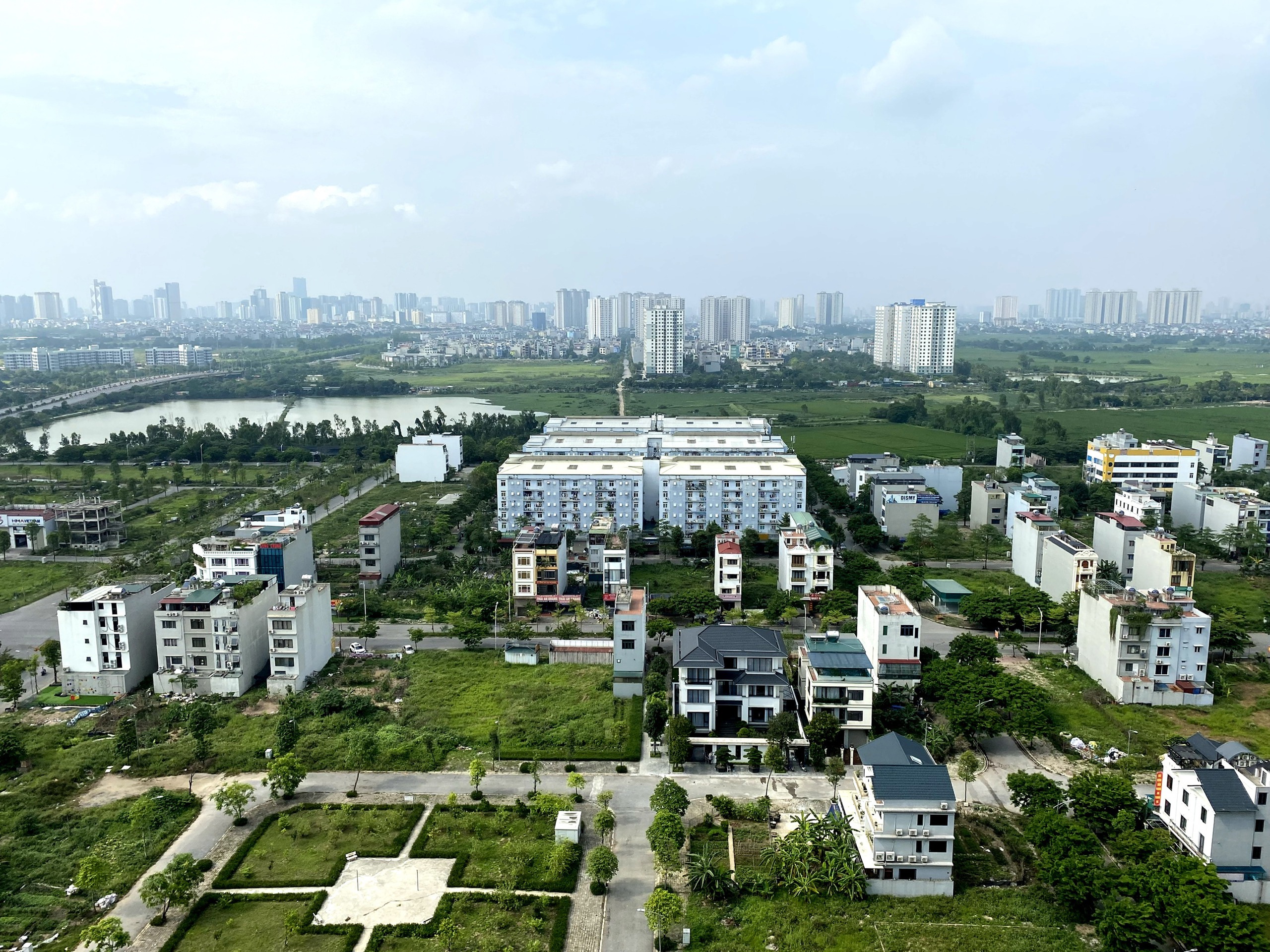 可持续两位数增长的解决方案是什么？