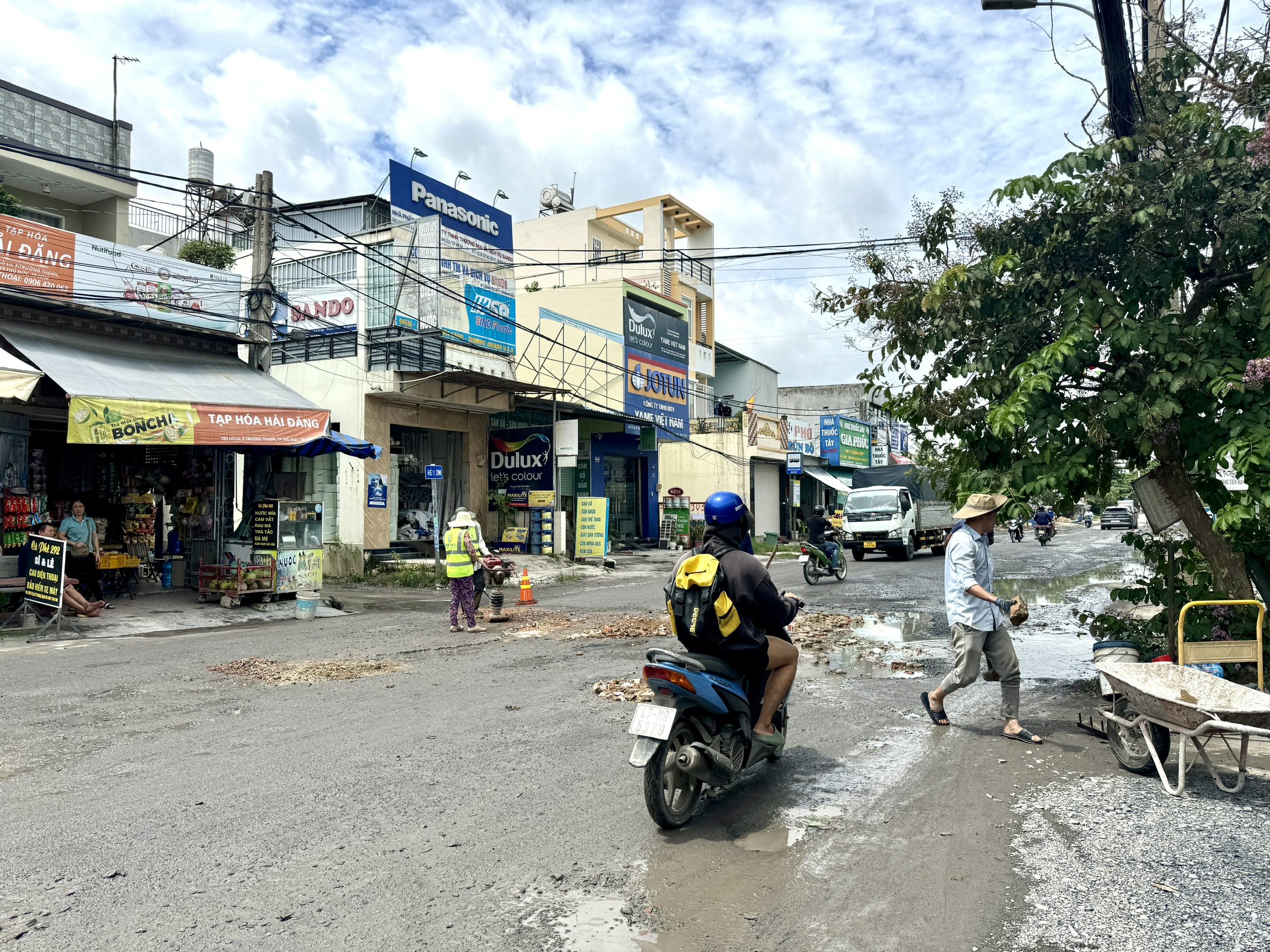 开工Lò Lu路，民众期待按时完成