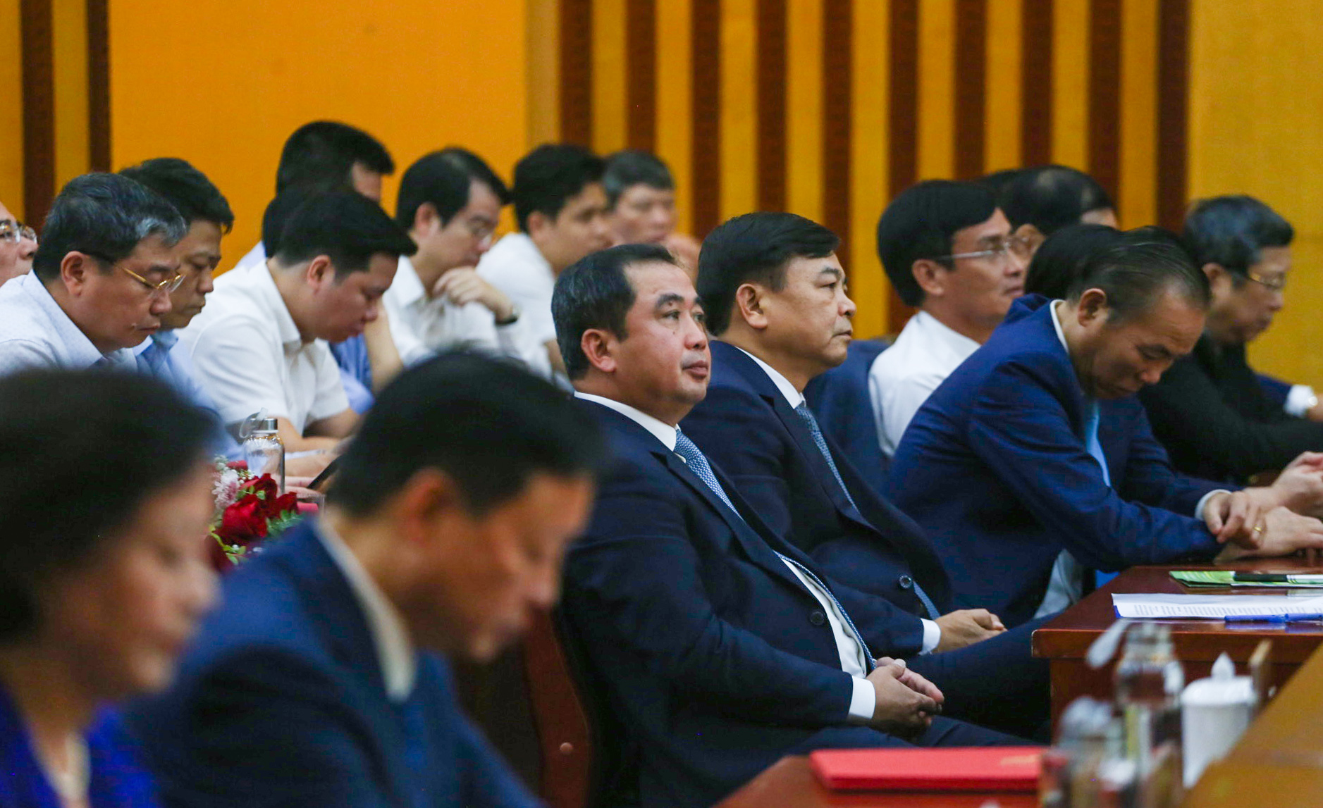 总理交付决定，授权农业与环境部部长职务给陈德胜先生