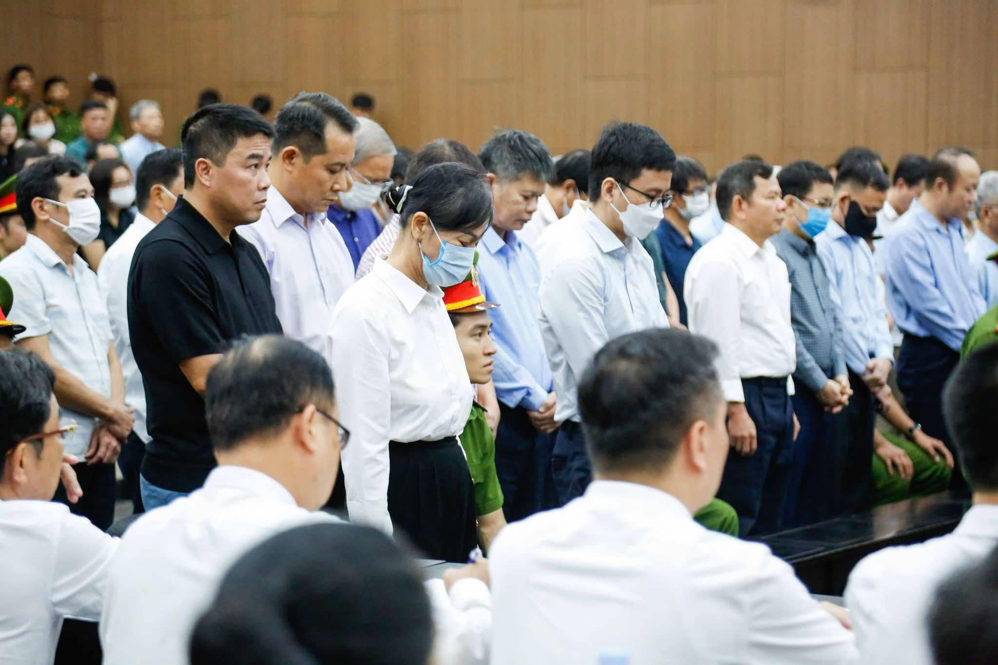 多名前地方领导'堕落、变质、堕落'被福山老板操纵