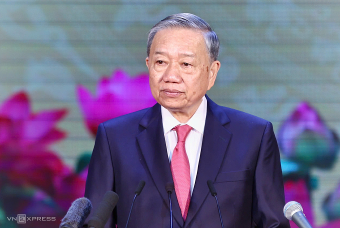 总书记苏林：'重新安排江山是历史性的一步'