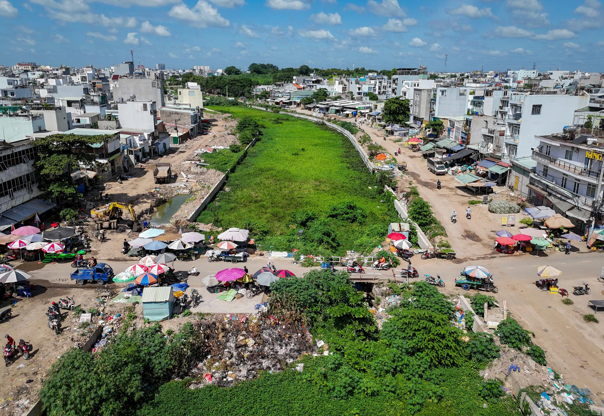 9000亿Tham Lương运河工地：承包商众多，工人稀少，投资者怎么说？