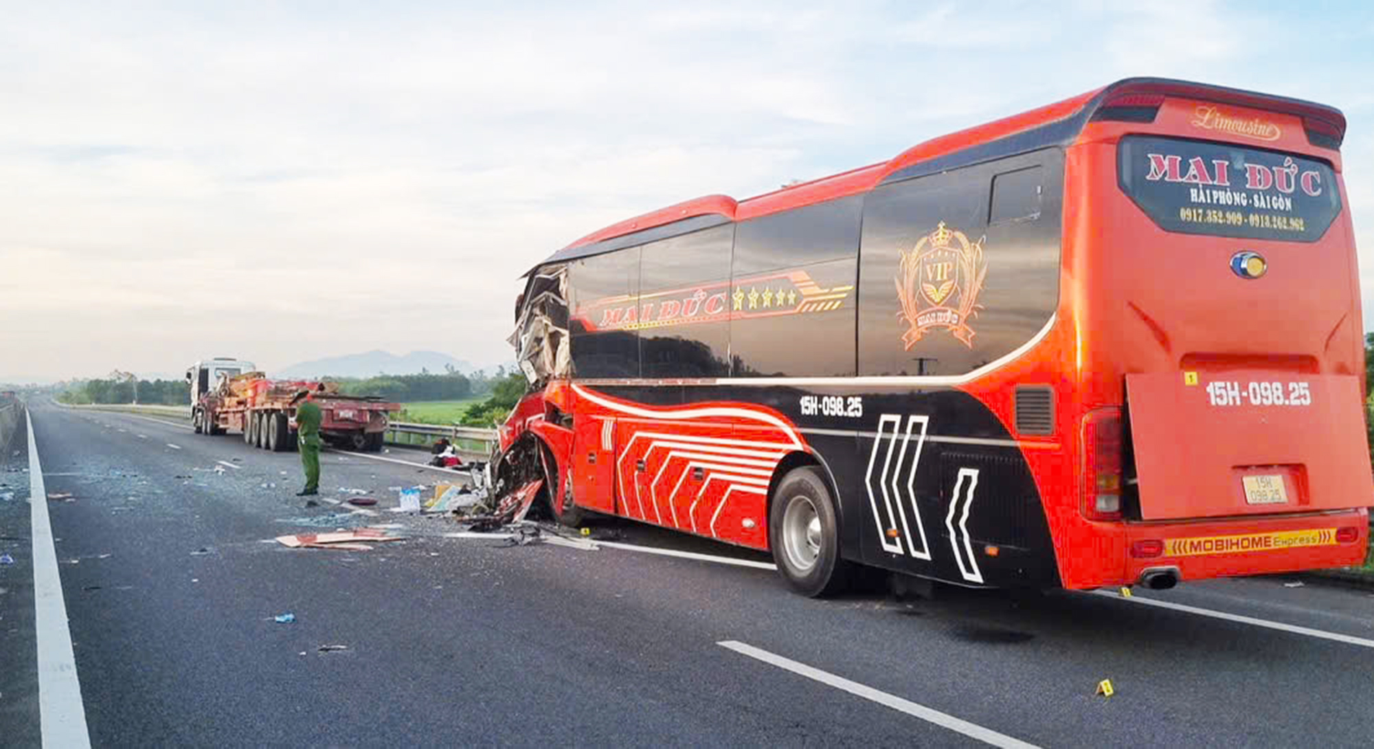 高速公路上造成两人死亡的惨烈事故中卡车司机的供述