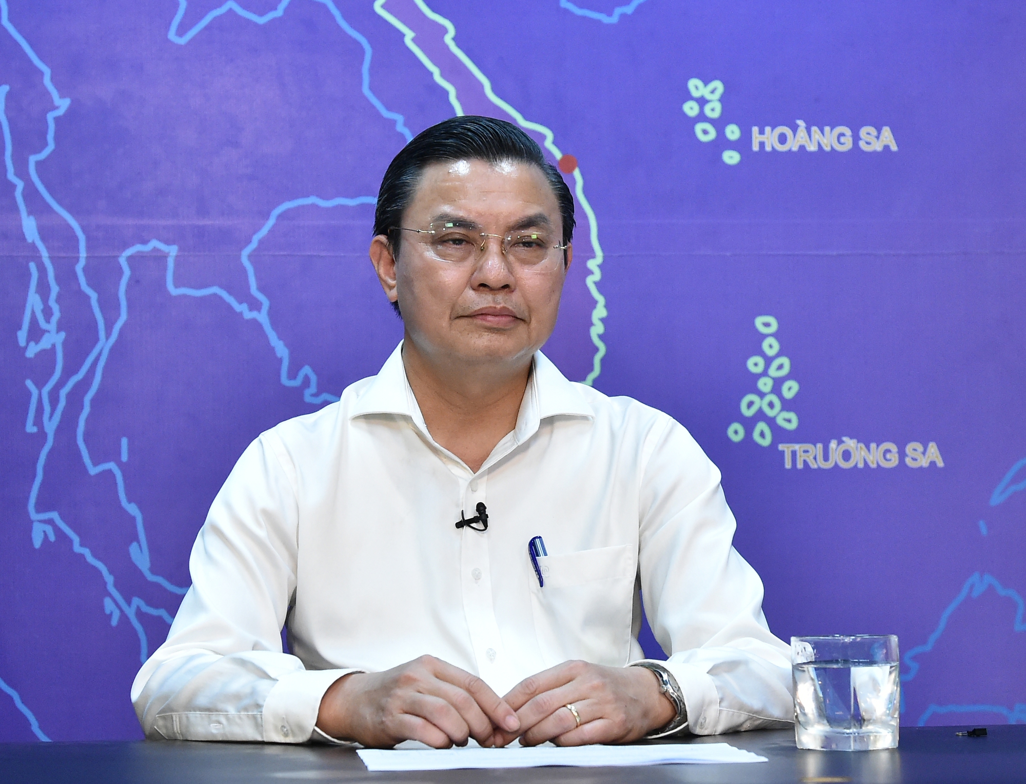 河内市人民委员会副主席：'不是立即限制个人车辆，而是转型'