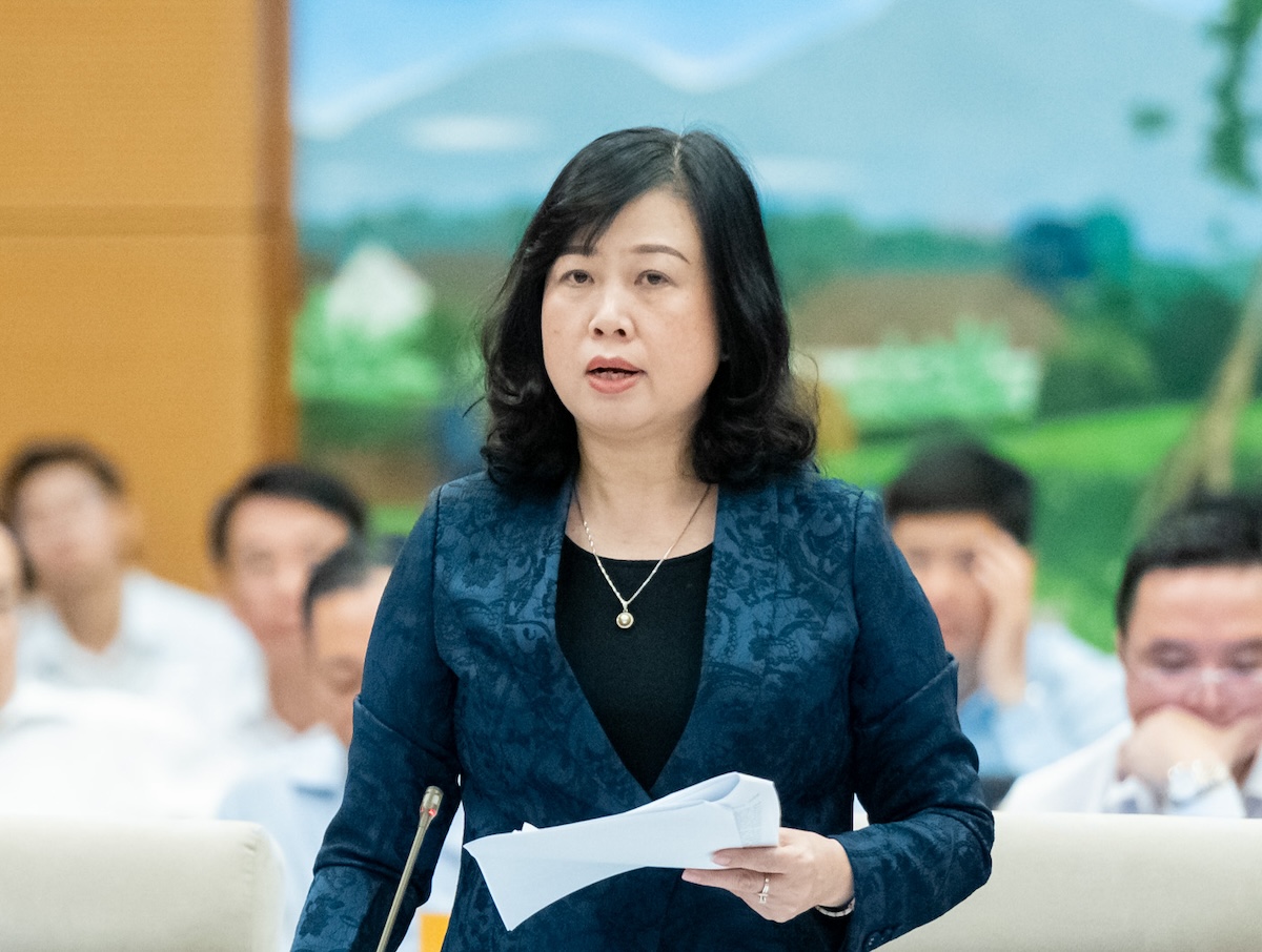 部长陶红兰：'网络销售药品的假药比例可能高达50%'