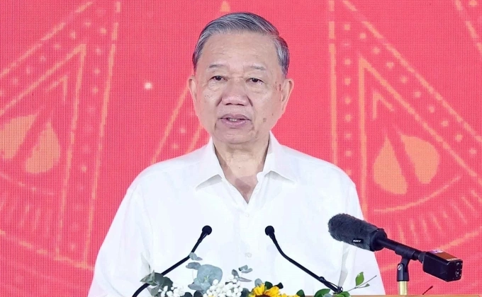 总书记：边境学校是‘知识和爱国主义的堡垒’
