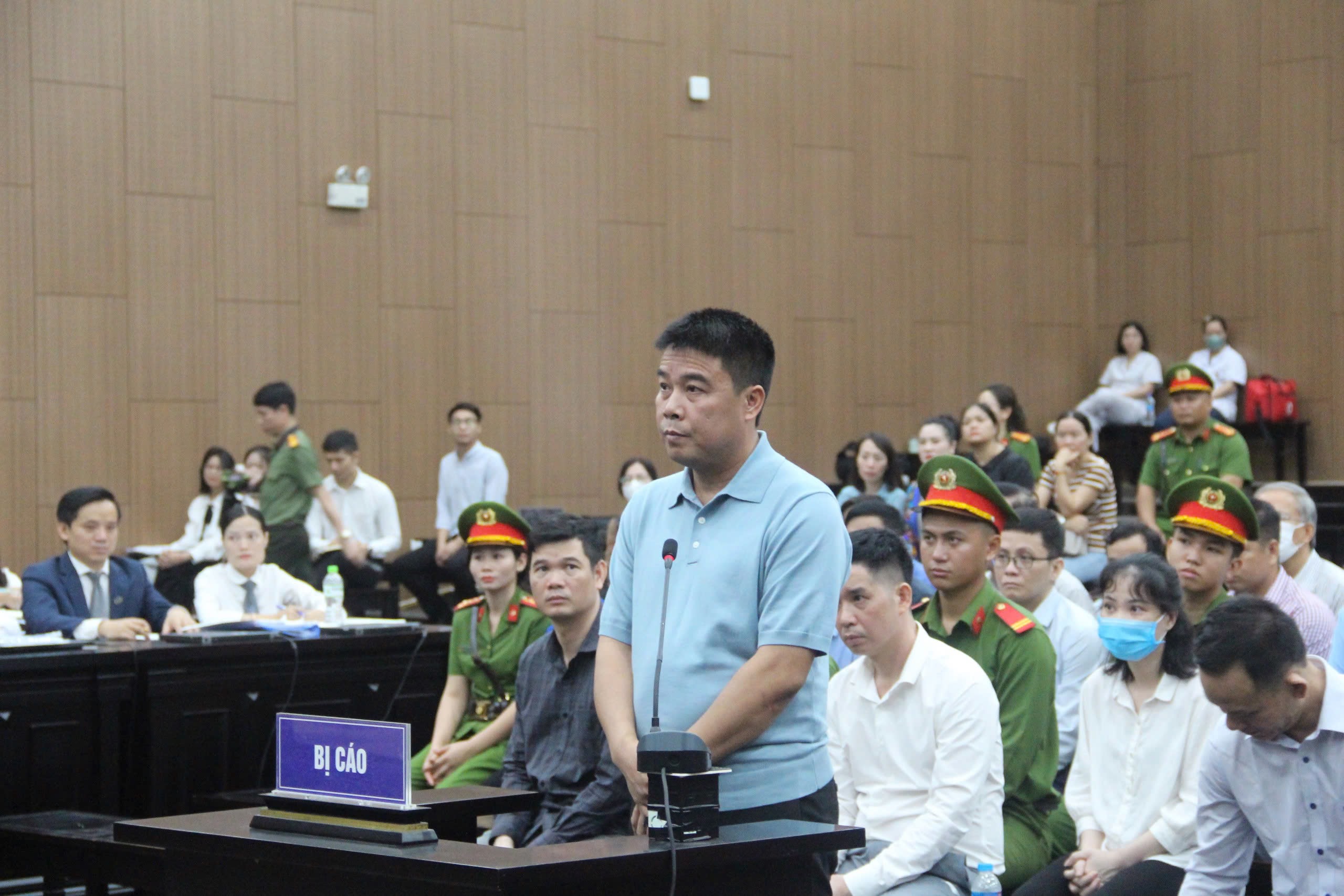 检察院建议黄氏翠兰14-15年监禁，阮文厚30年监禁
