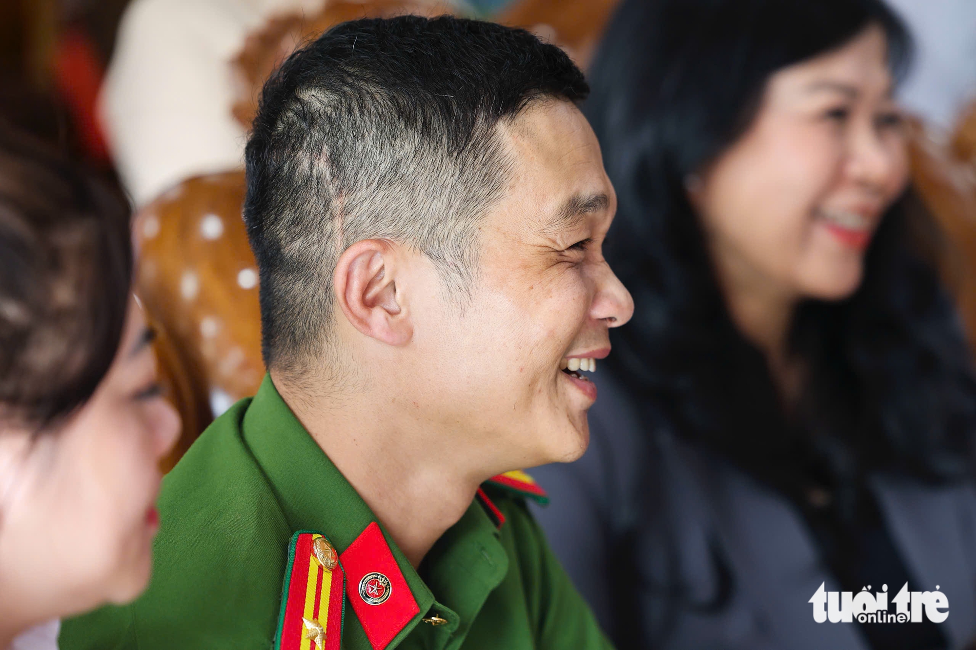 吴芳丽夫人慰问烈士和伤兵家属：情义时刻