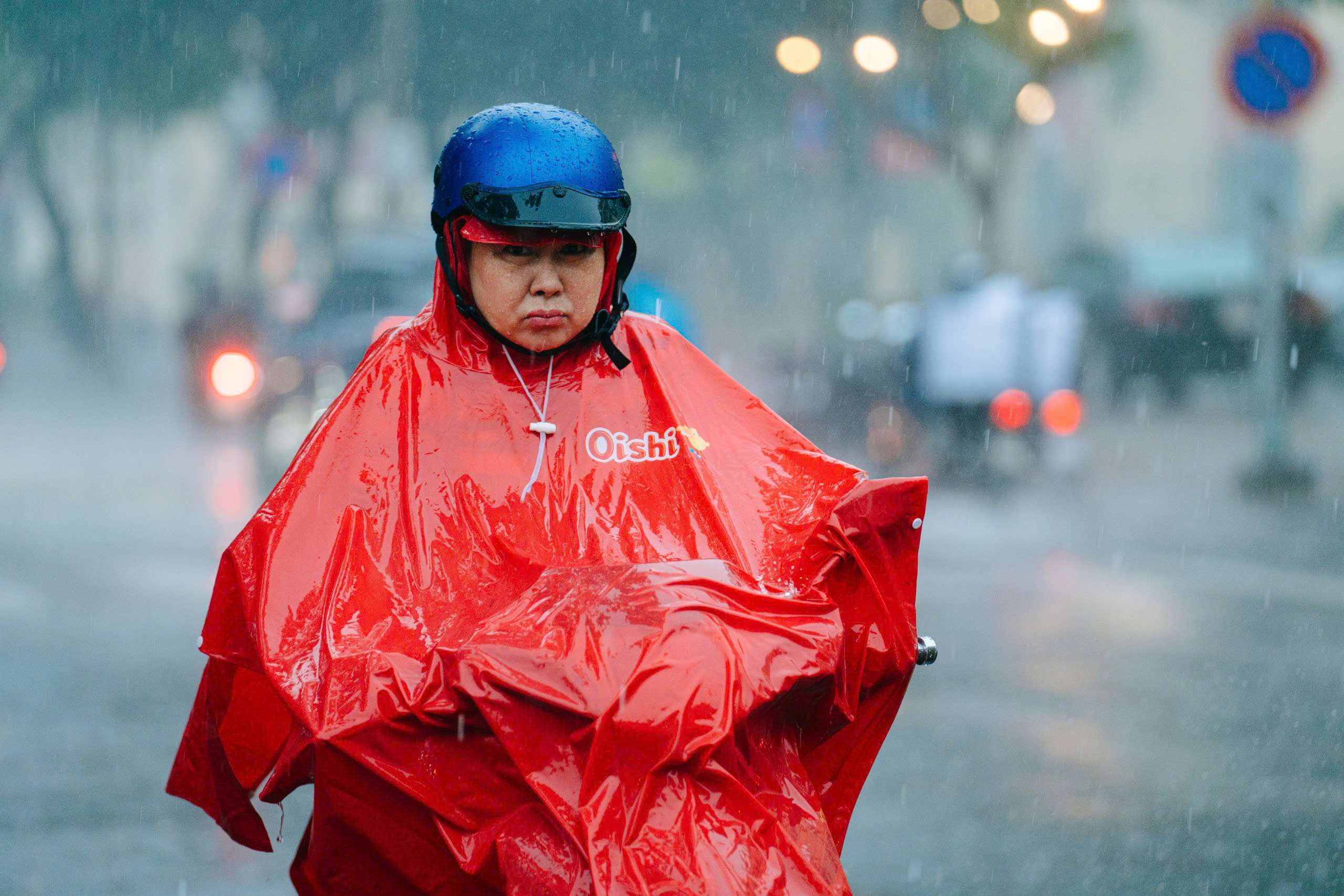 今天6月30日的天气：月底多地大雨，中部地区炎热