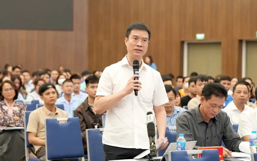 工人建议河内主席：收入低于1500万才能购买社会住房是不合理的