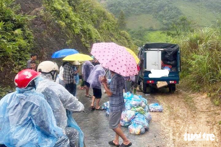大雨再次导致7号国道滑坡，乂安省政府建议救援队伍暂停通行