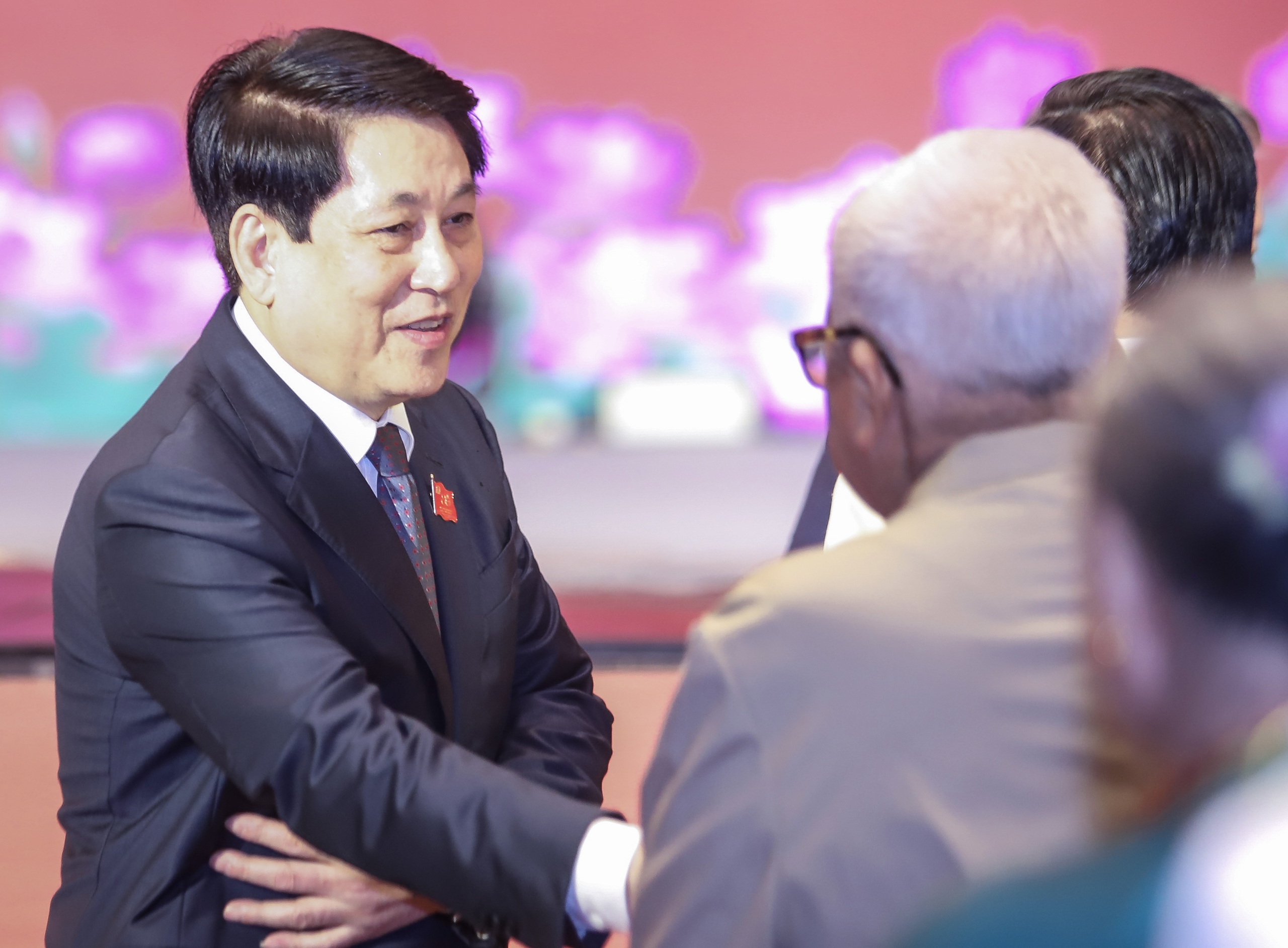 总书记苏林参加人民公安传统日80周年纪念活动