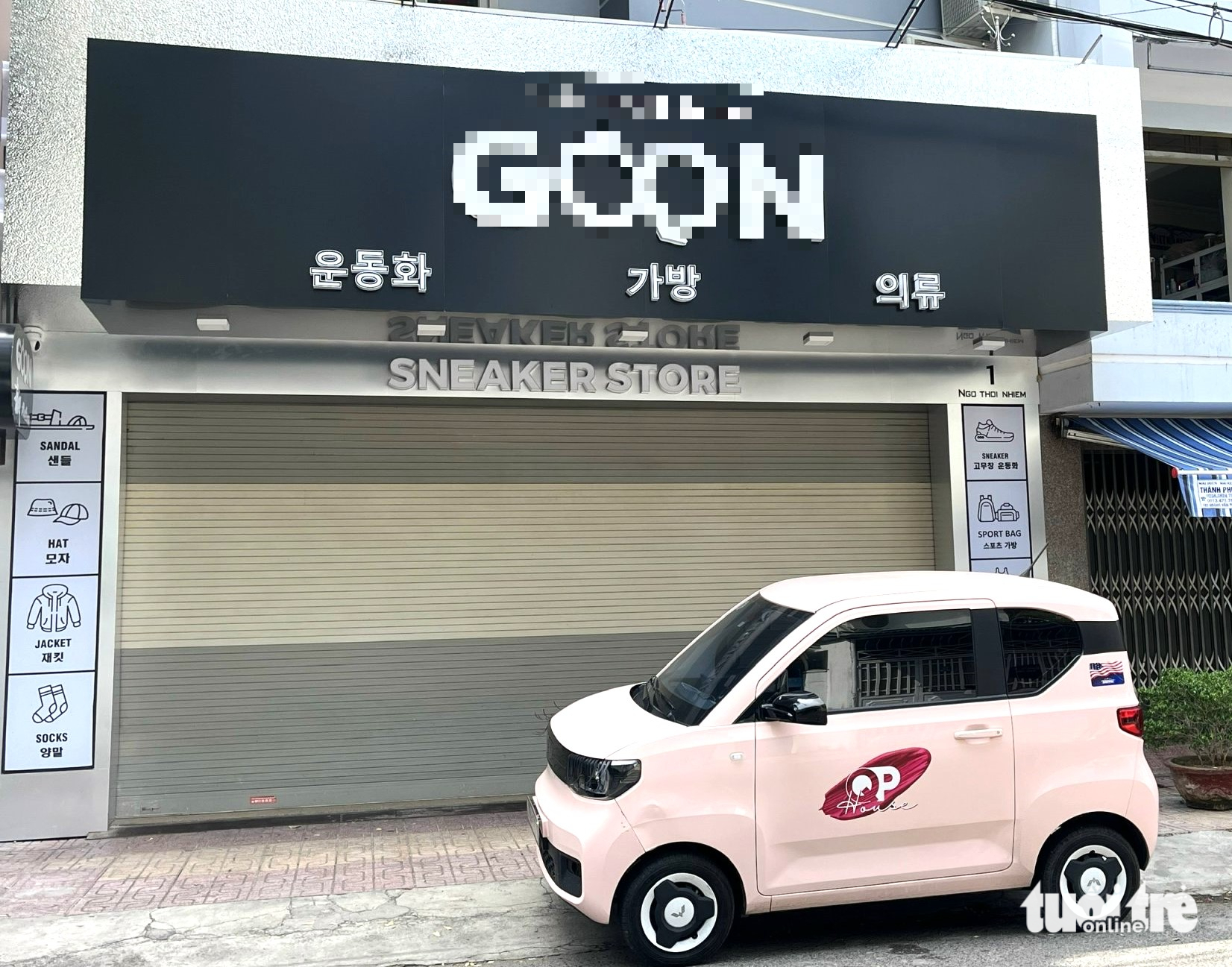 芽庄市中心一系列名牌商店在假货检查高峰期关闭