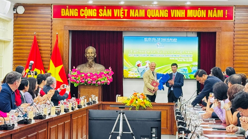 越南旅游大使Greg Norman：'高尔夫不再像40年前，现在每个人都应该享受快乐'