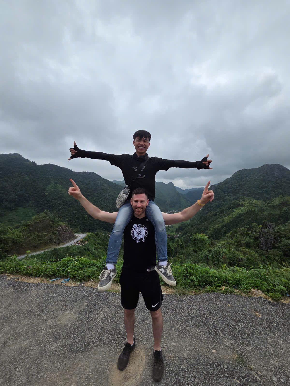 梅西在河江旅游的真相