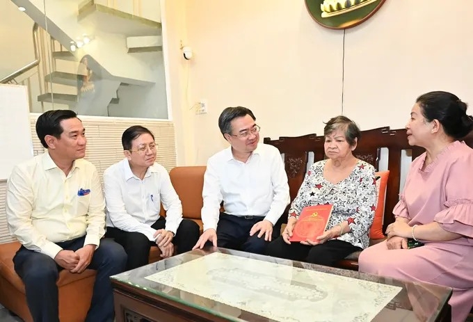 阮清毅先生：胡志明市继续努力实施好报恩政策