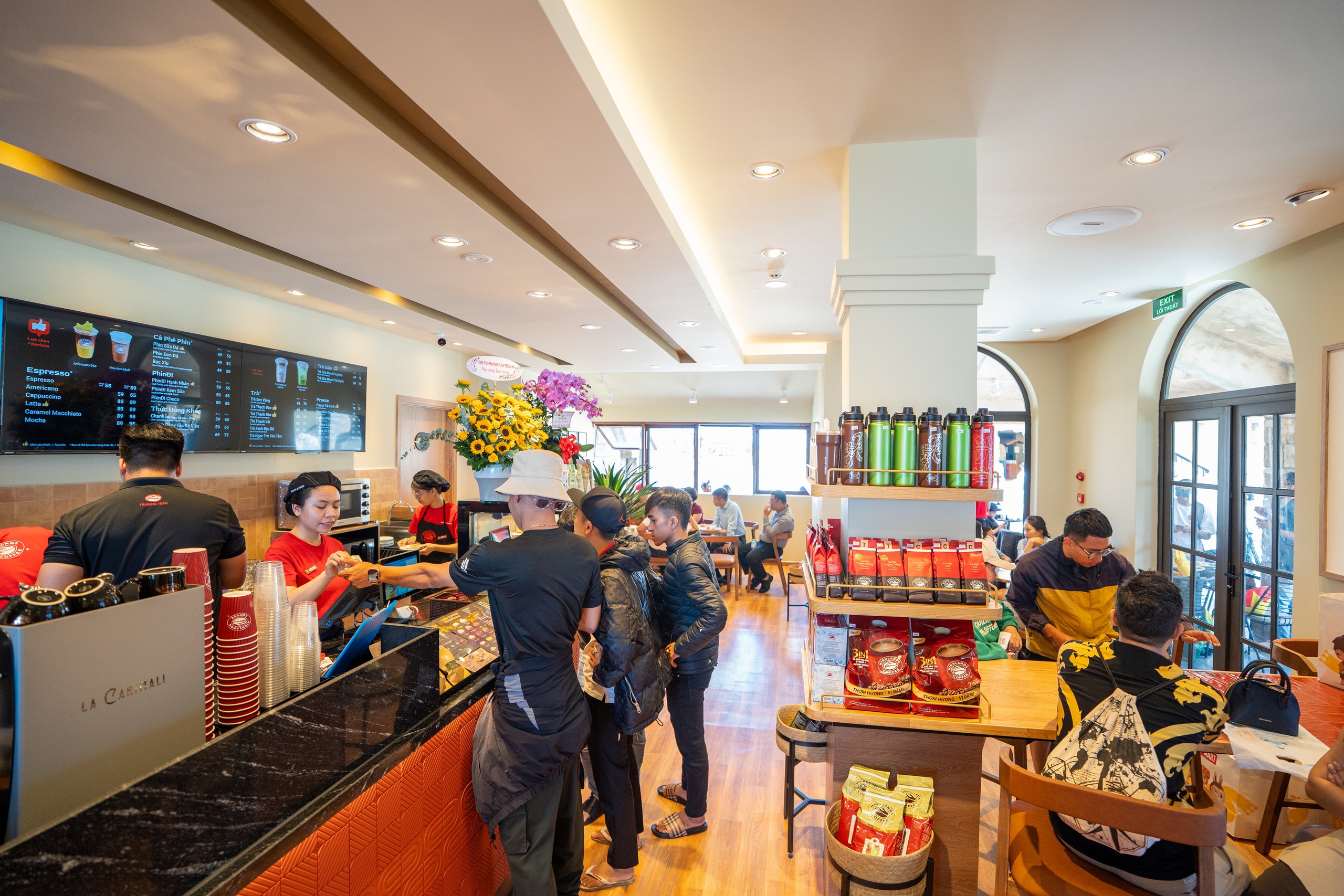 Sun Group签署在高地咖啡旅游系统开设连锁店的协议