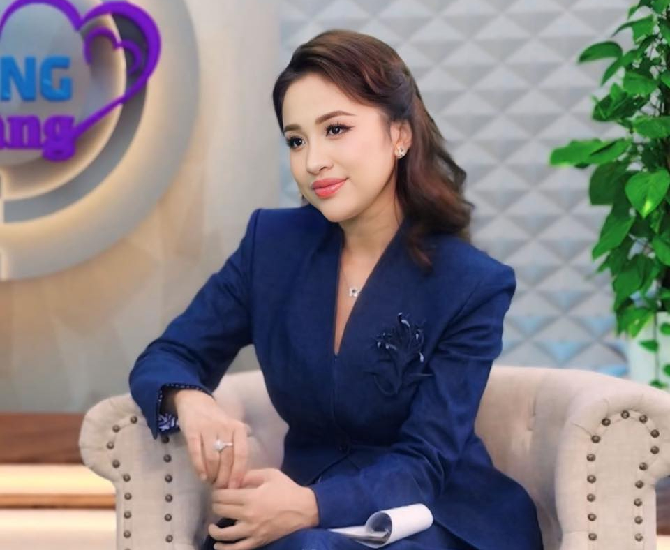 轮到Vân Hugo说自己被Hiup牛奶事件欺骗