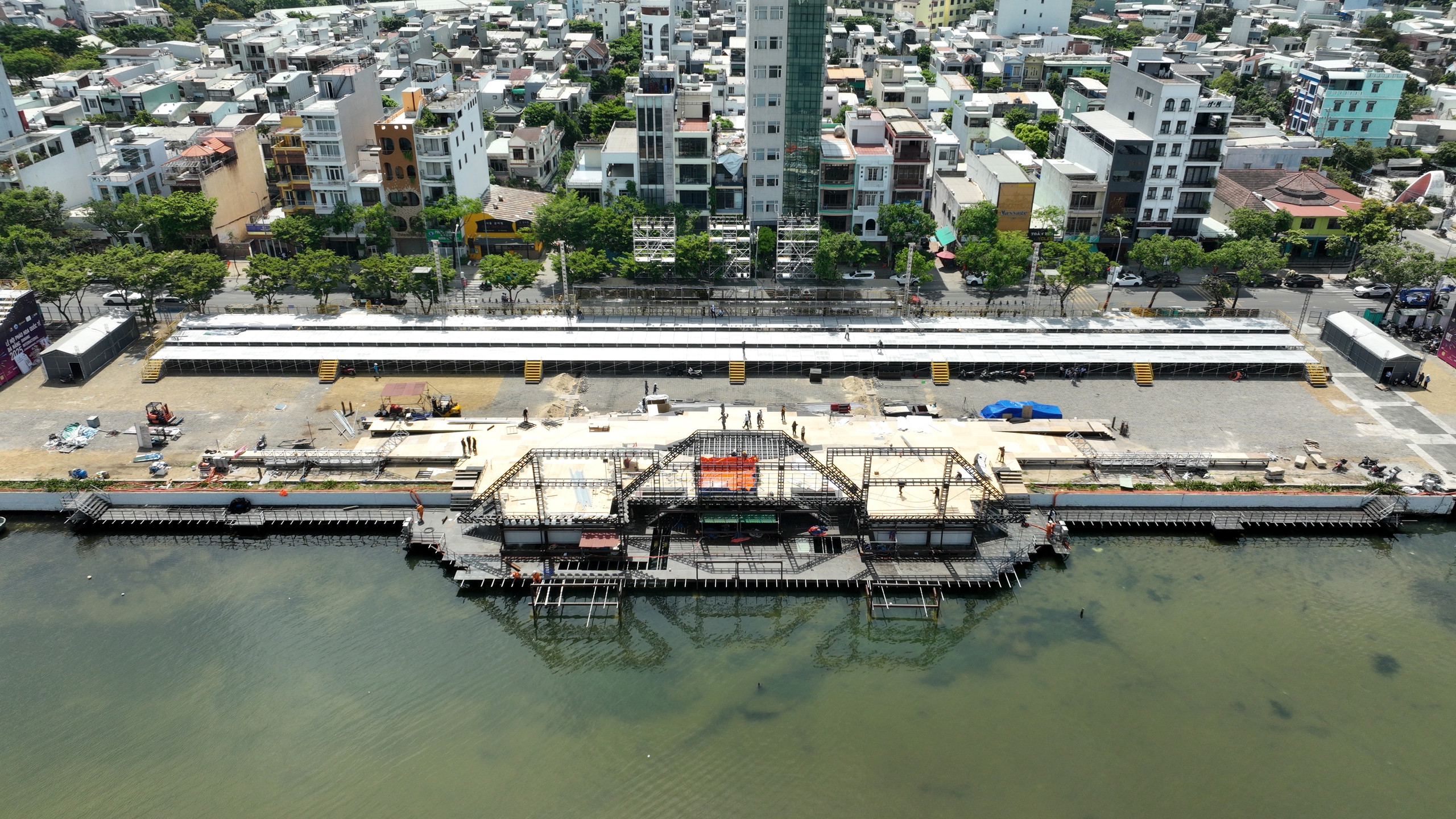 芬兰再次对阵越南，5月31日岘港国际烟花节开幕式之夜有何吸引力？
