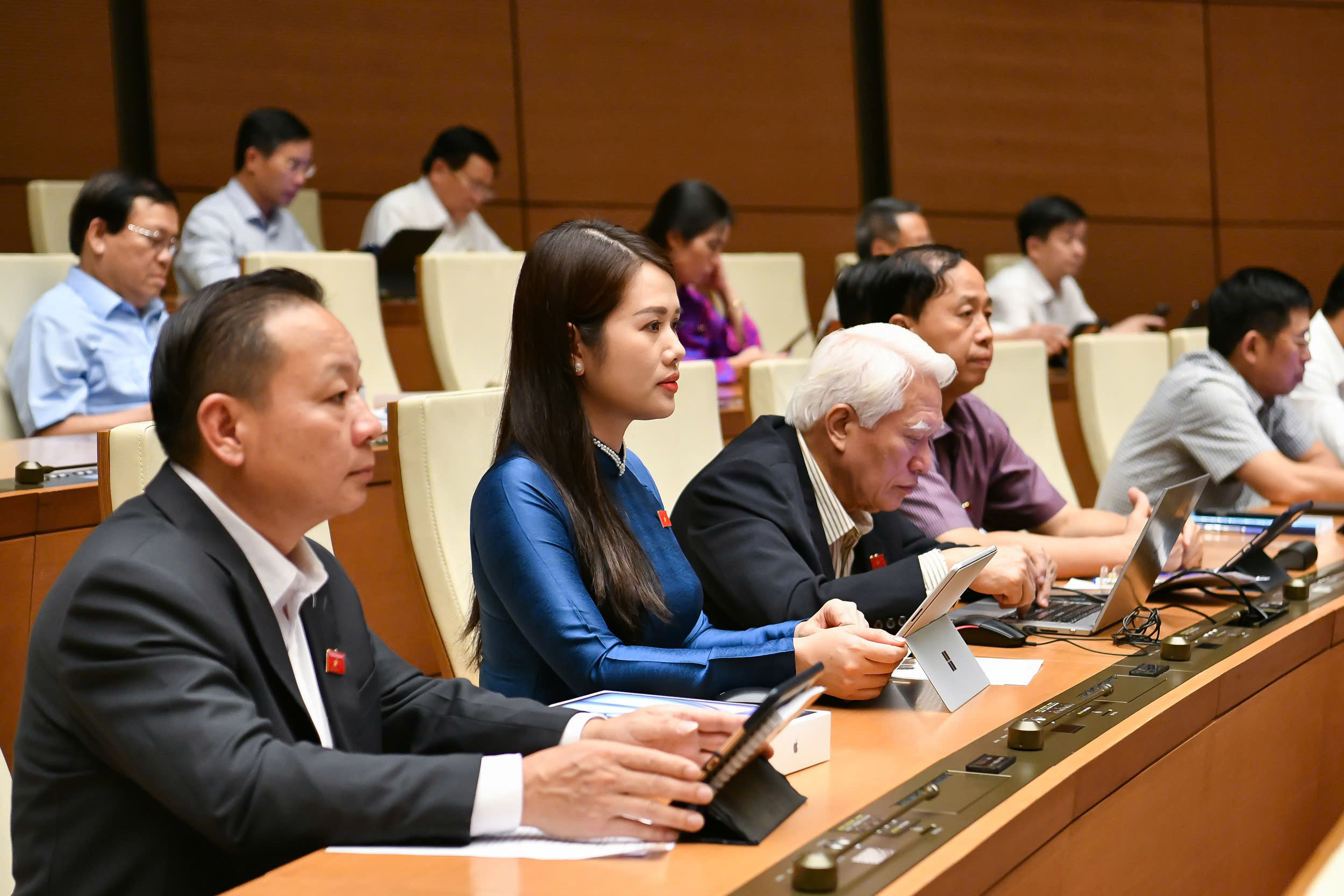 国会通过全国监察机构新组织模式