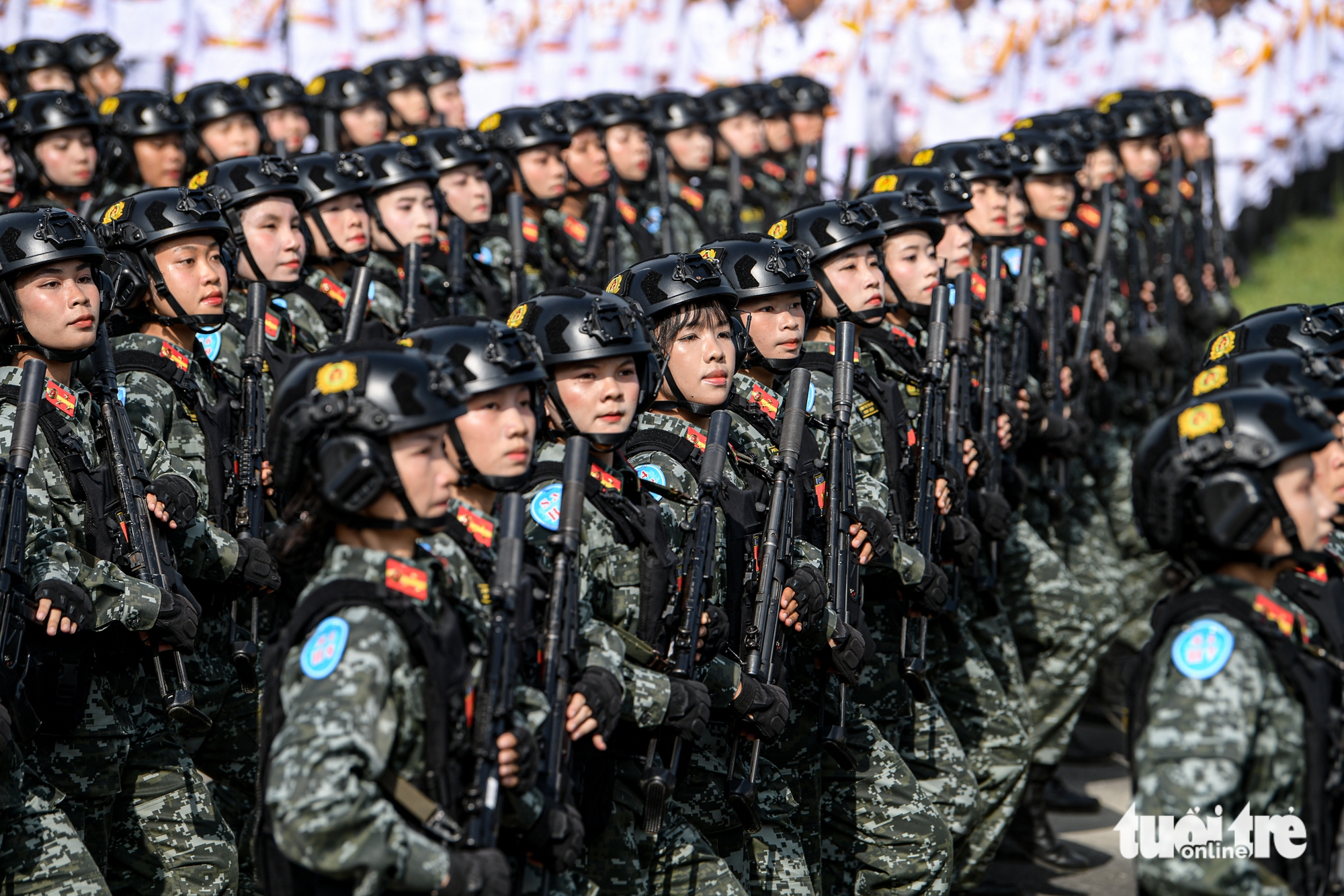 15,600名军队和公安战士在阅兵综合演练中的壮观画面
