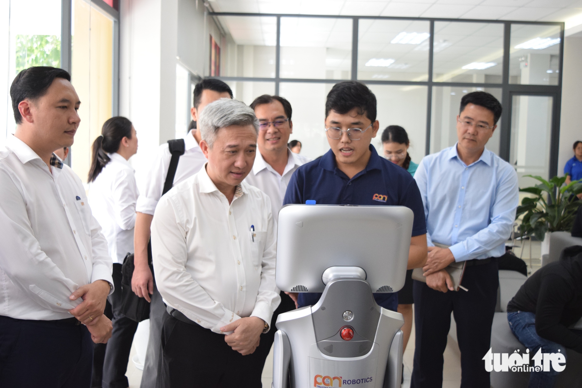 市委副书记邓明通考察守德区活动
