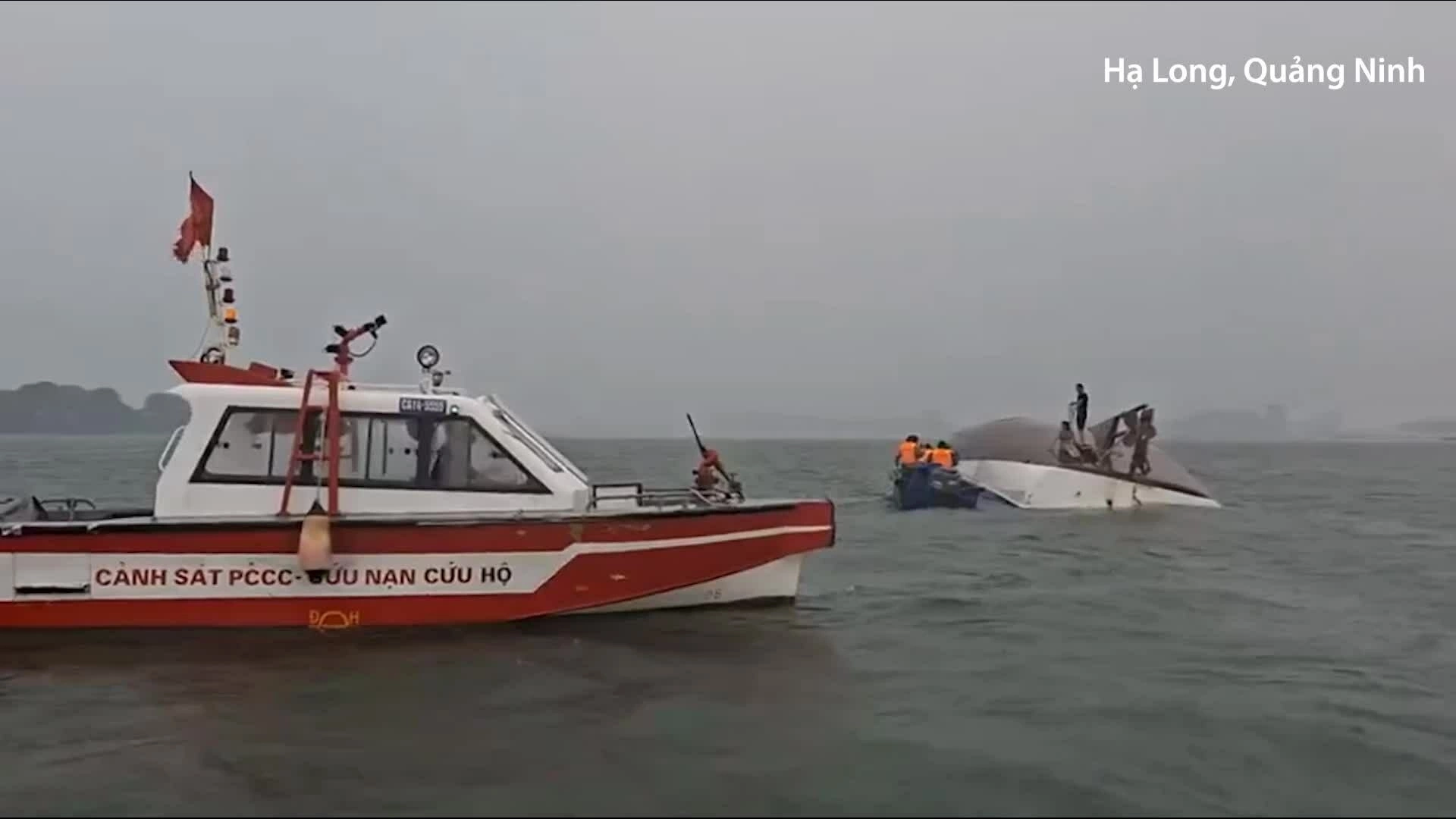 下龙湾载有53人的船只翻覆，已打捞34具遗体