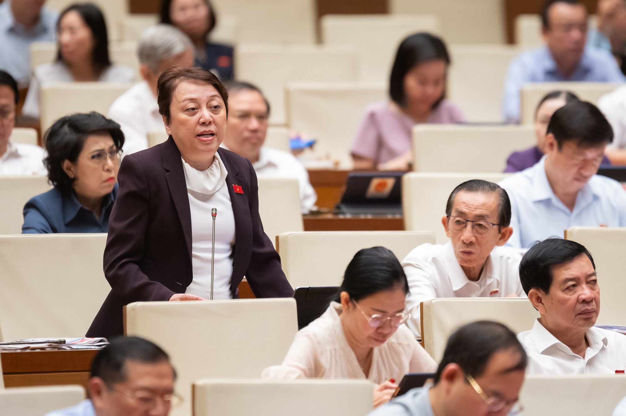 国会议员提议对生产假药、假奶的罪犯追加死刑